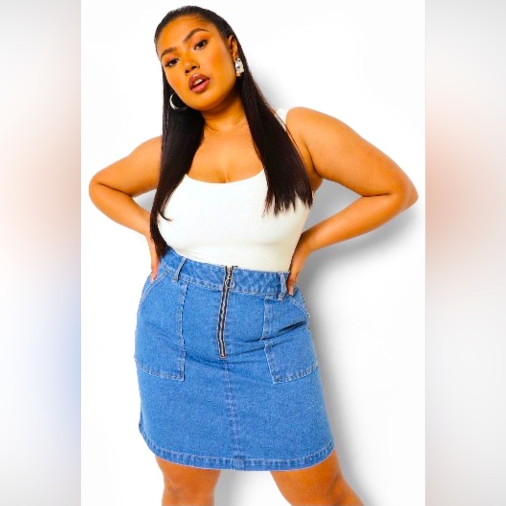 PLUS ZIP POCKET DENIM MINI SKIRT